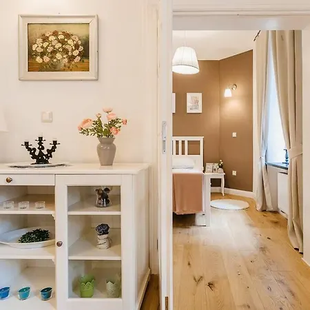 Apartament Old Town Delux