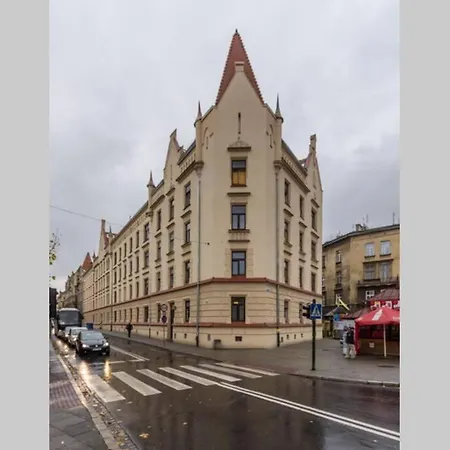 Old Town Delux Apartament